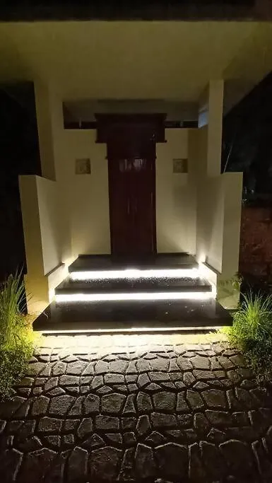 Villa Avni, A Beach Side Family Retreat Nīleshwar